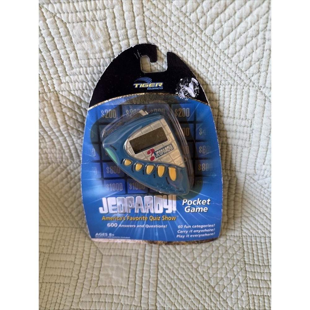 Vintage 2002 Tiger Games Pocket Jeopardy Handheld Pocket Game Quiz - New